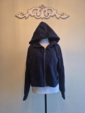 Lululemon Full Zip Navy Scuba Sweater M/L